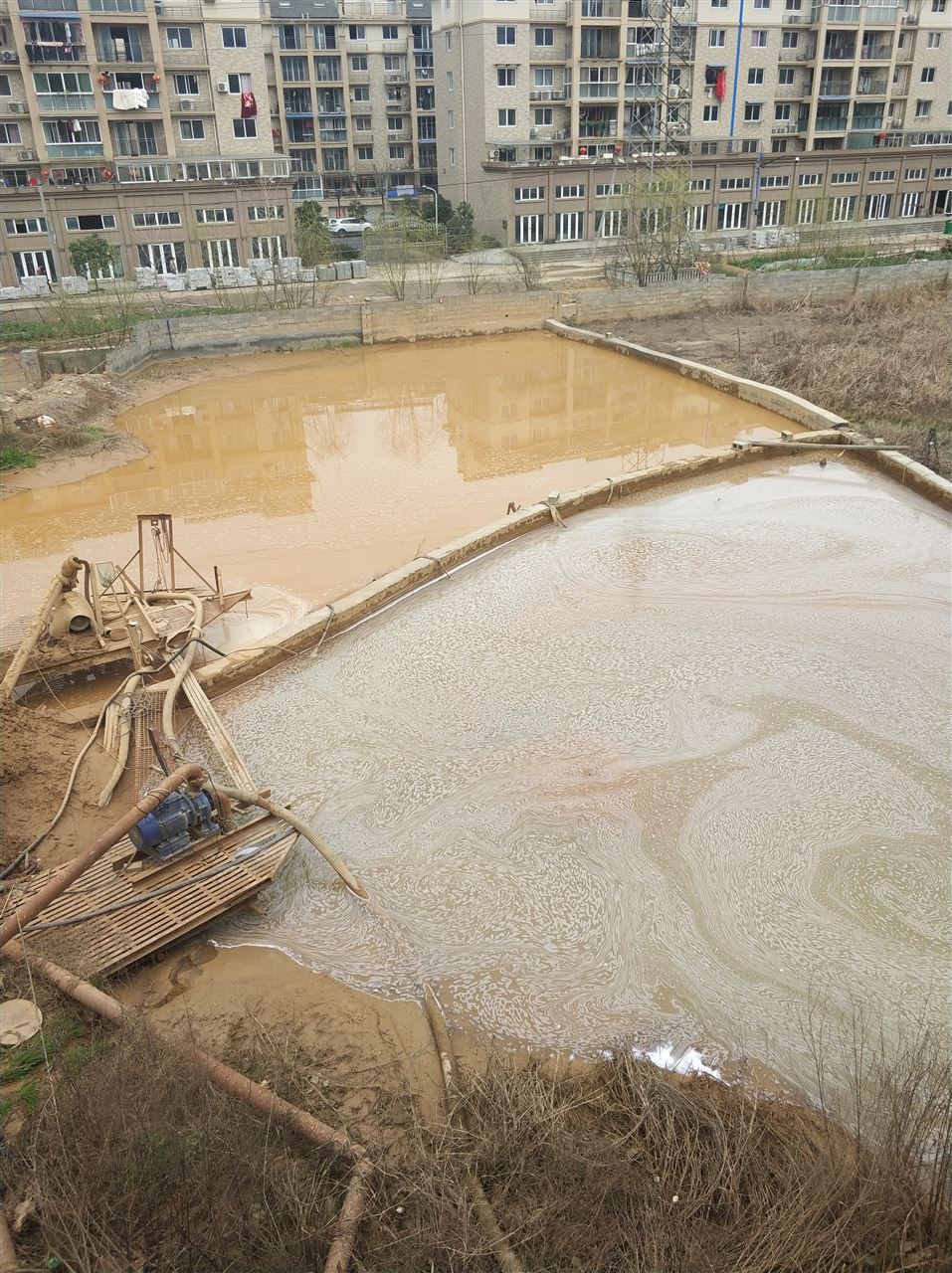 莲湖沉淀池淤泥清理-厂区废水池淤泥清淤